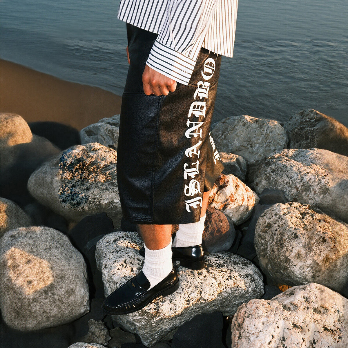 RESERFF Cropped Faux Leather Pants, Vintage Old English Embroidery With Chain Detail, High Waist 7/8 Length Leather Trousers For Women