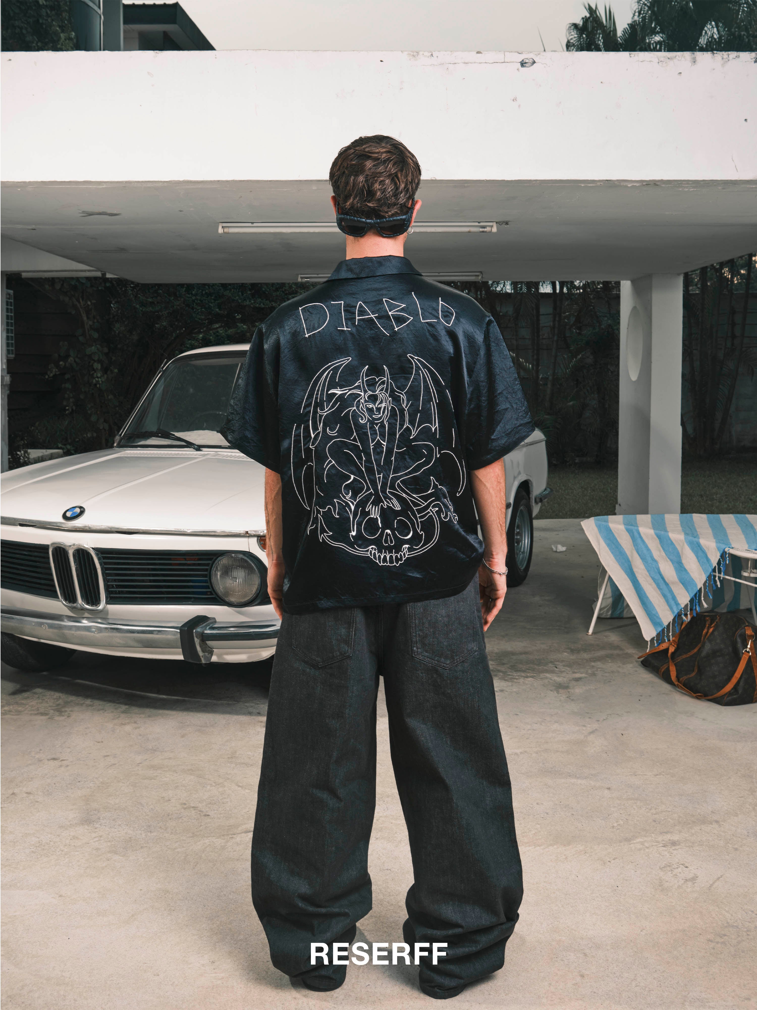 MALEVOLENT STAR WITCH ACETATE EMBROIDERED PATTERN TEXTURE BUTTONS WIDE SHORT SILHOUETTE SHIRT